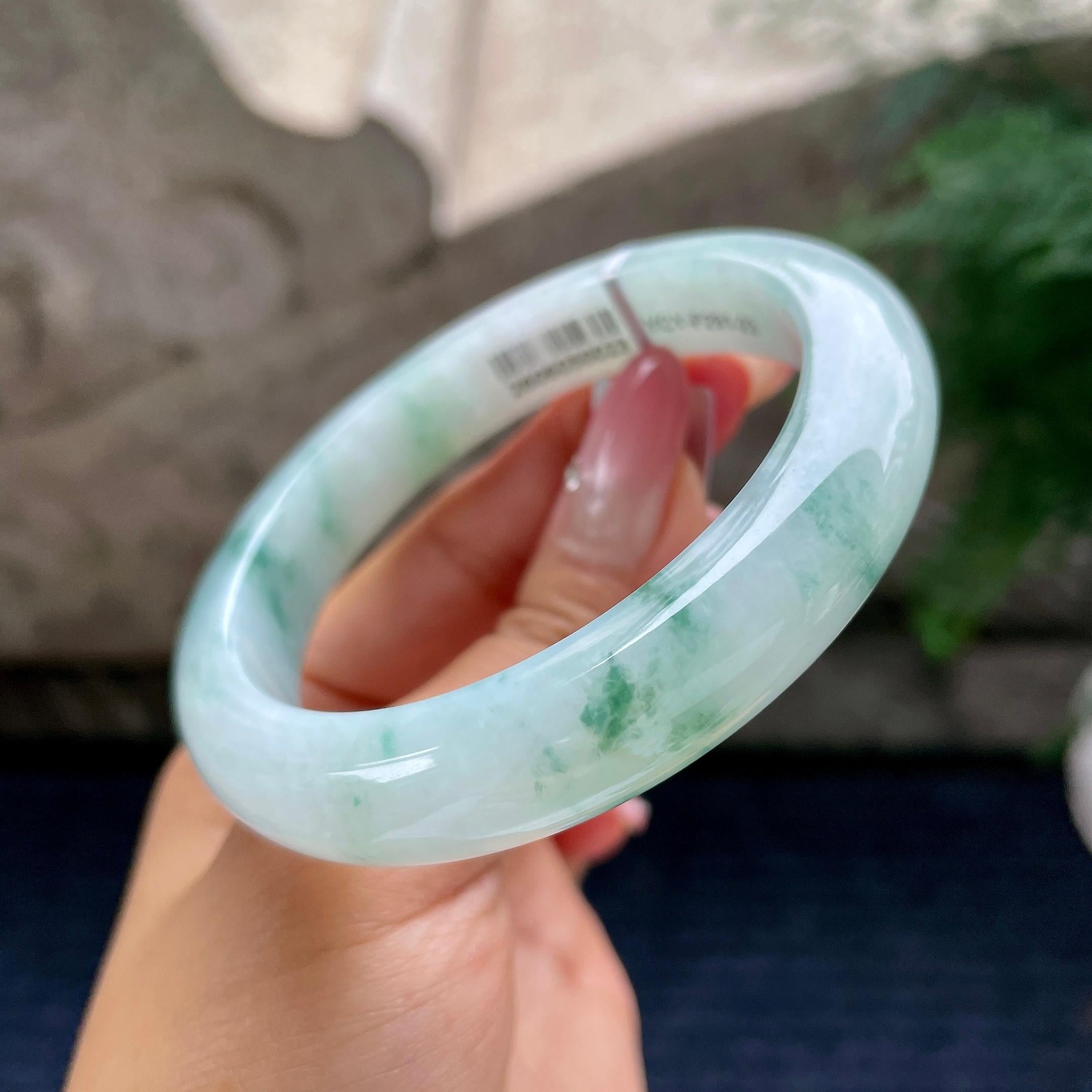 糯冰种飘花正圈平安镯58.2圈   天然缅甸A货翡翠（yc441117）