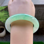 糯冰种晴底飘绿洒金圆条手镯（58mm）（yc223251）