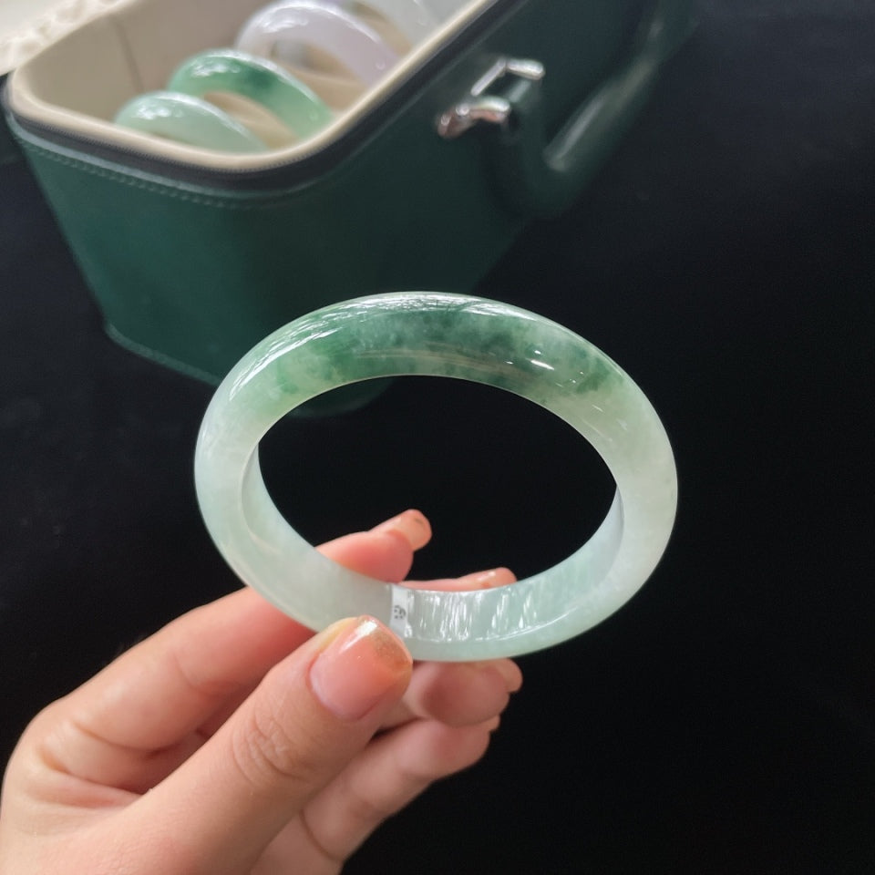 糯种飘花正圈翡翠手镯（56mm）（yc019443）