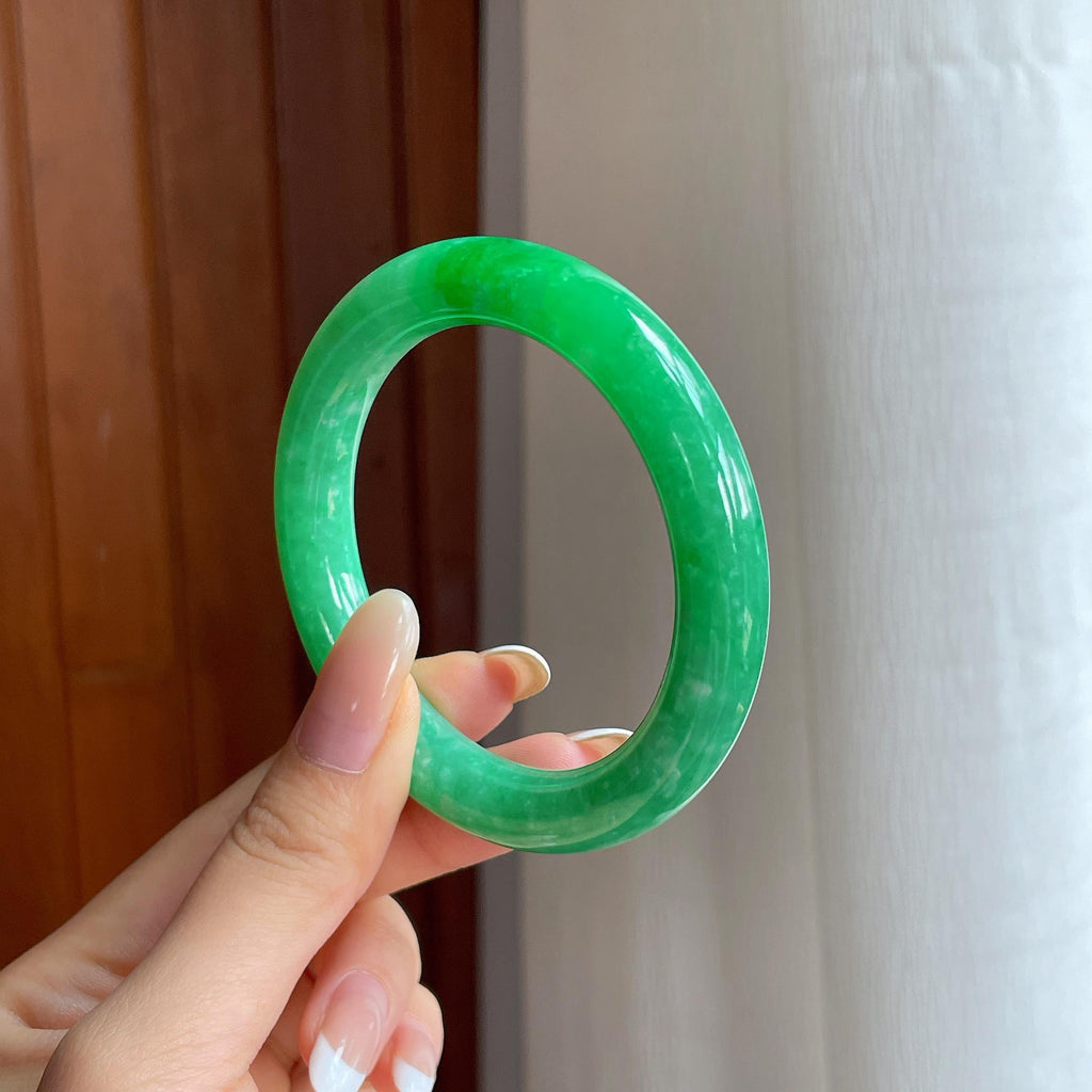 糯冰满绿翡翠圆条手镯（54mm)（yc436480）