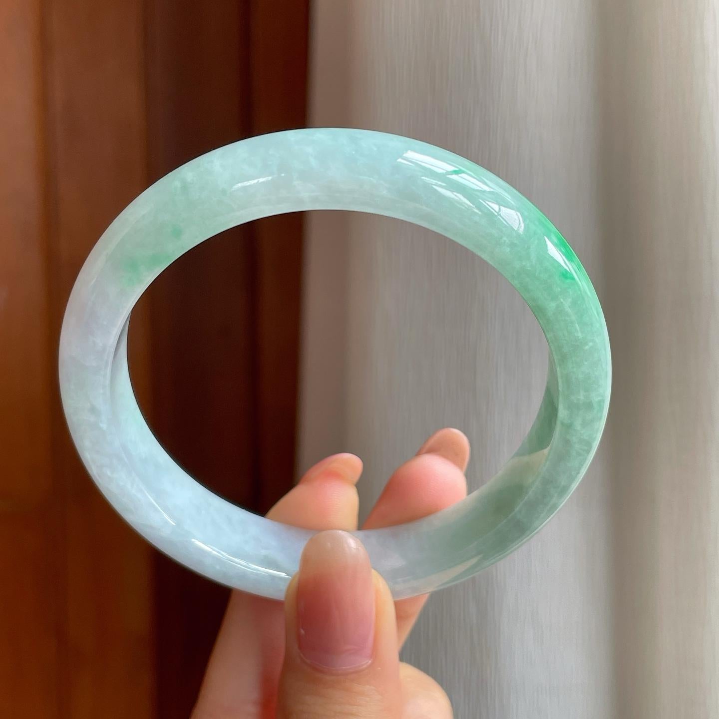 糯冰带色翡翠平安镯（59mm）（yc349359）