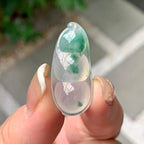 糯冰种飘蓝花福豆吊坠 天然缅甸A货翡翠（yc392767）