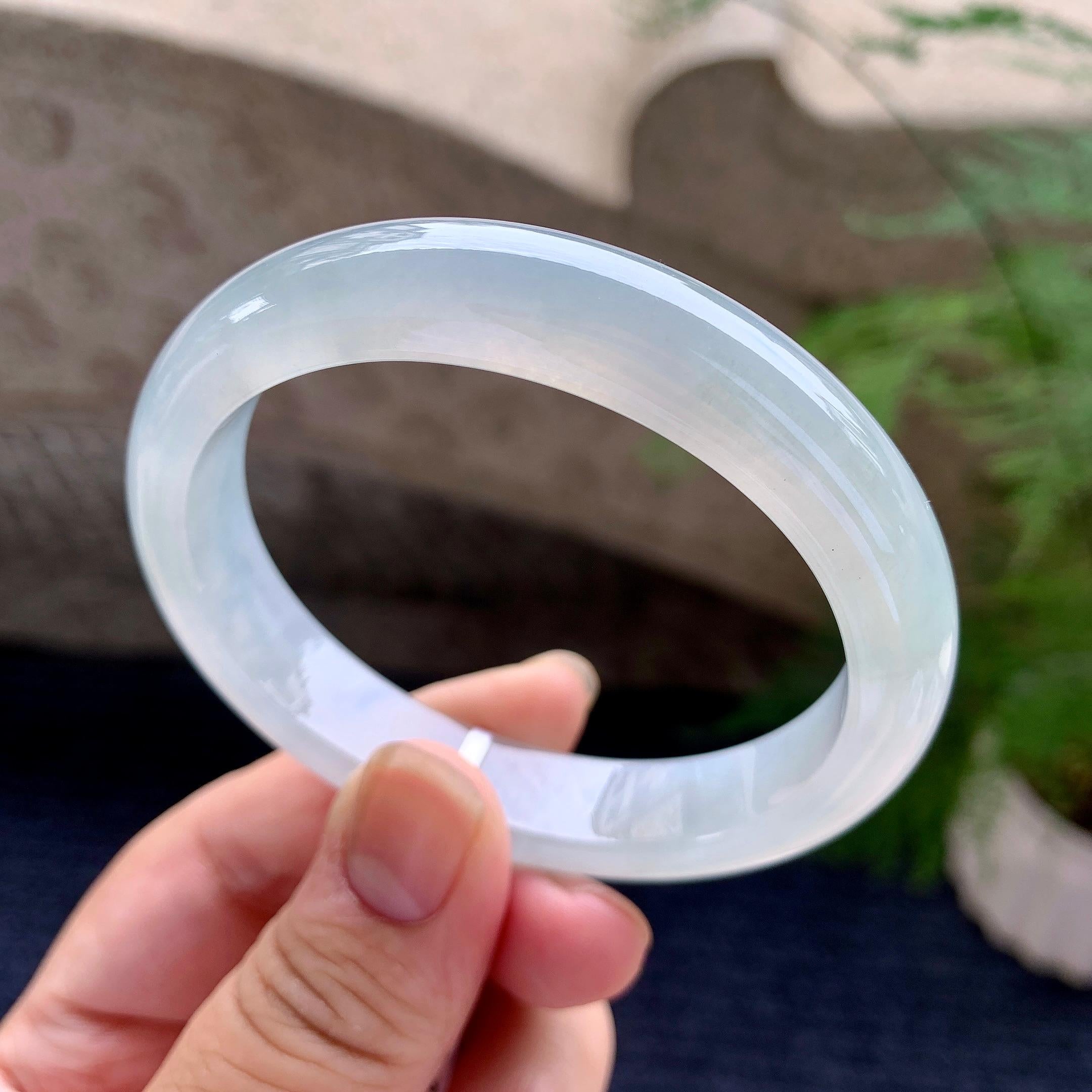 糯冰种无色贵妃手镯（56.2mm）