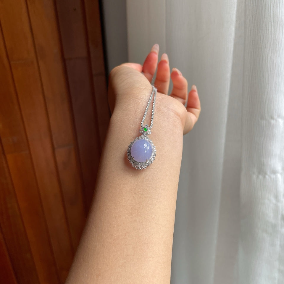 18k金钻镶糯冰种紫罗兰翡翠蛋面吊坠（yc174455）