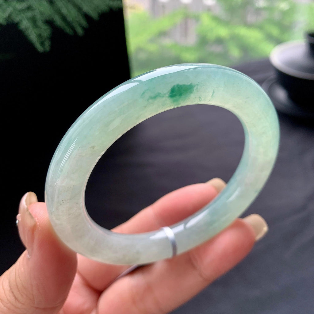 糯冰种晴底飘绿花圆条手镯 54.7圈口 天然缅甸A货翡翠（yc473138）
