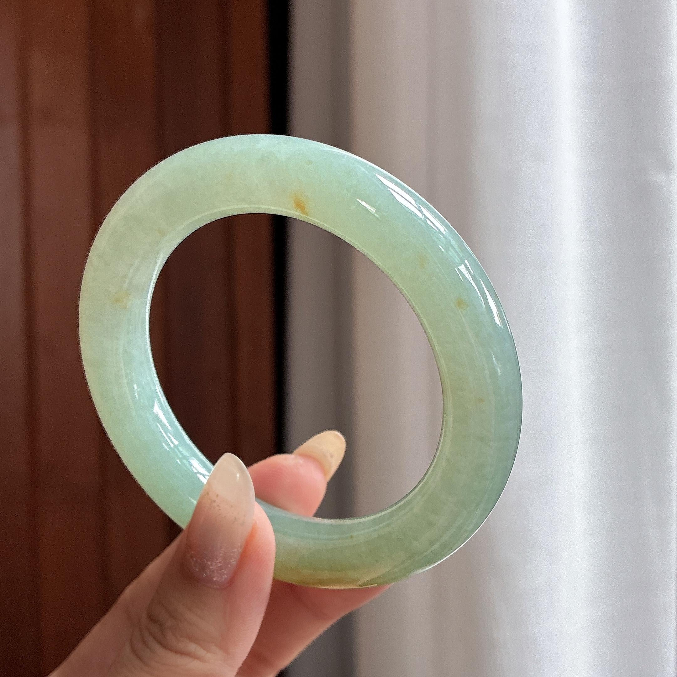 糯冰黄翡特色圆条手镯 56圈 天然缅甸翡翠Ａ货（yc487414）