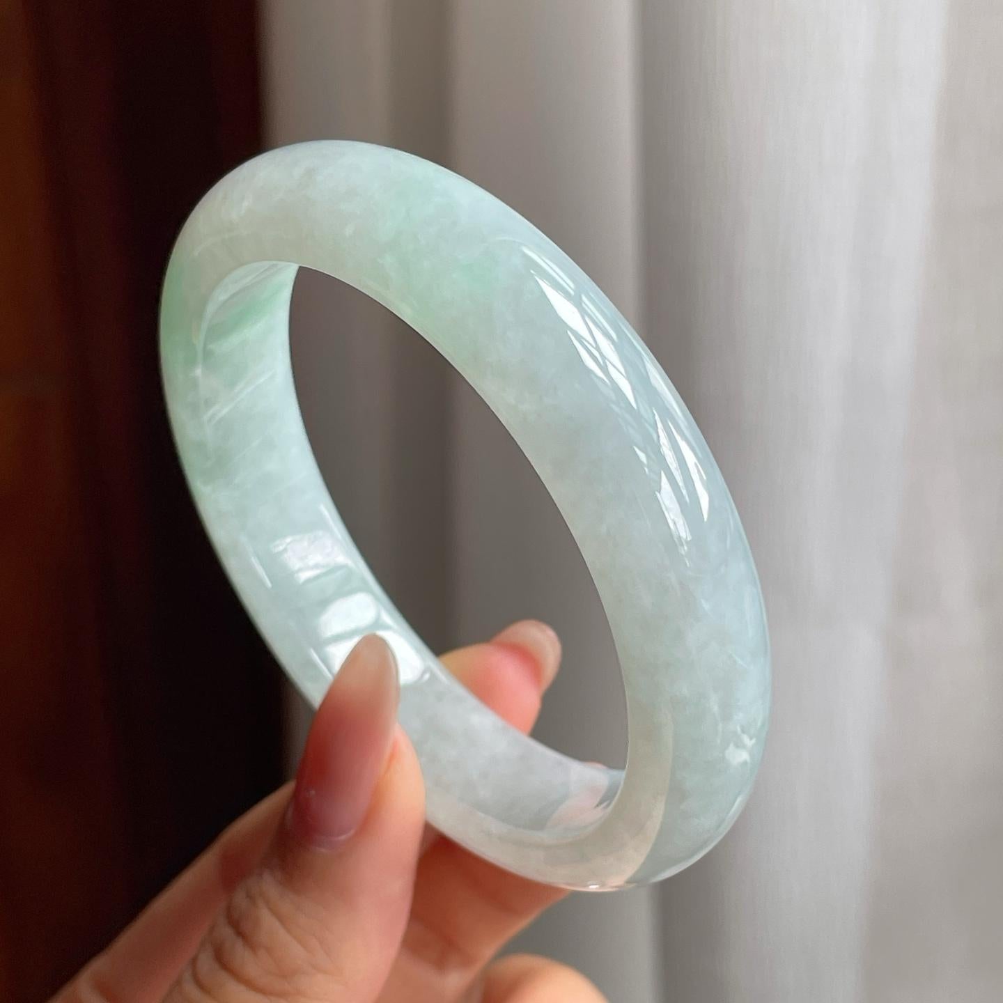 糯冰种带色翡翠平安镯（54mm）
