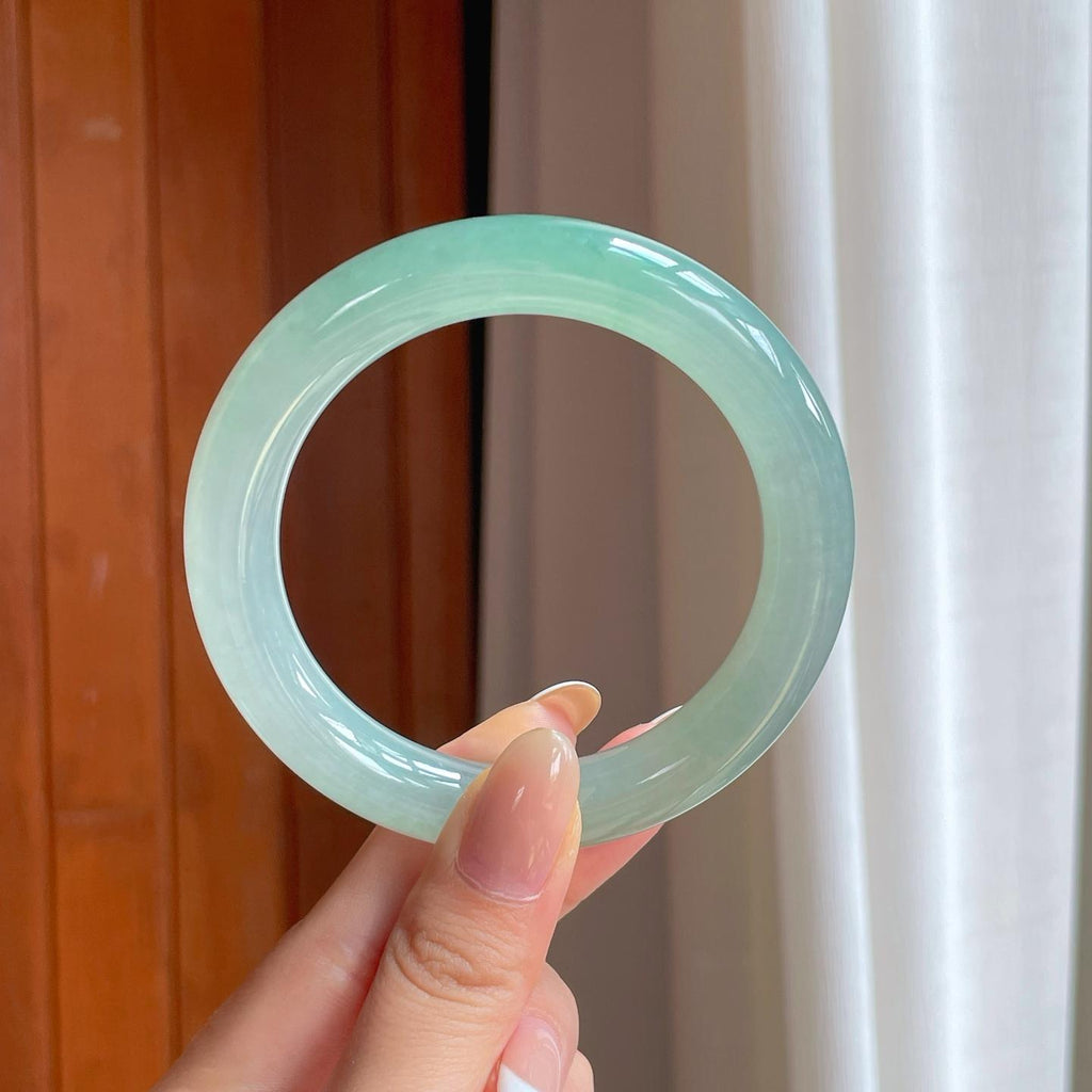 冰种晴底翡翠圆条手镯（58.4mm)（yc388730）