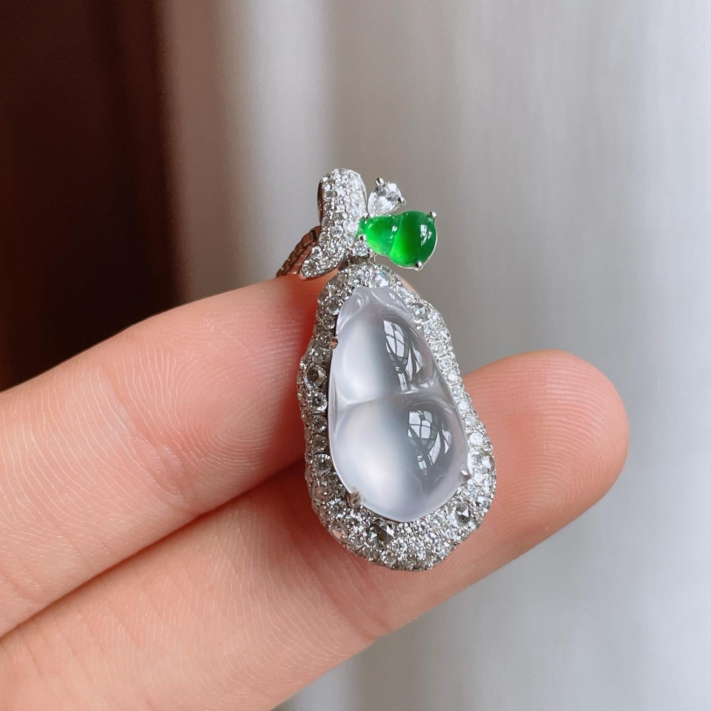 18k真金真钻镶玻璃种无色翡翠葫芦（yc247661）