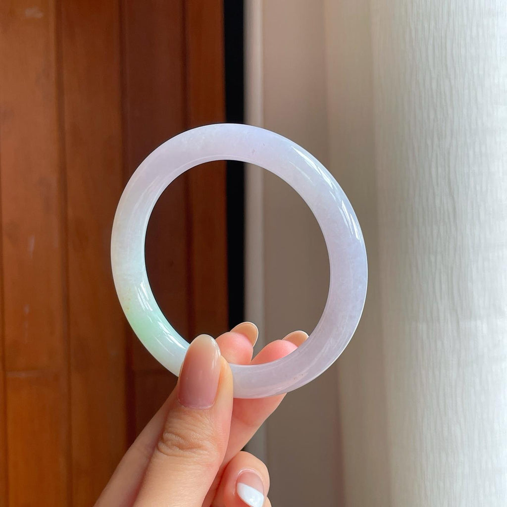 糯冰春带彩翡翠圆条手镯（56.2mm)（yc374043）