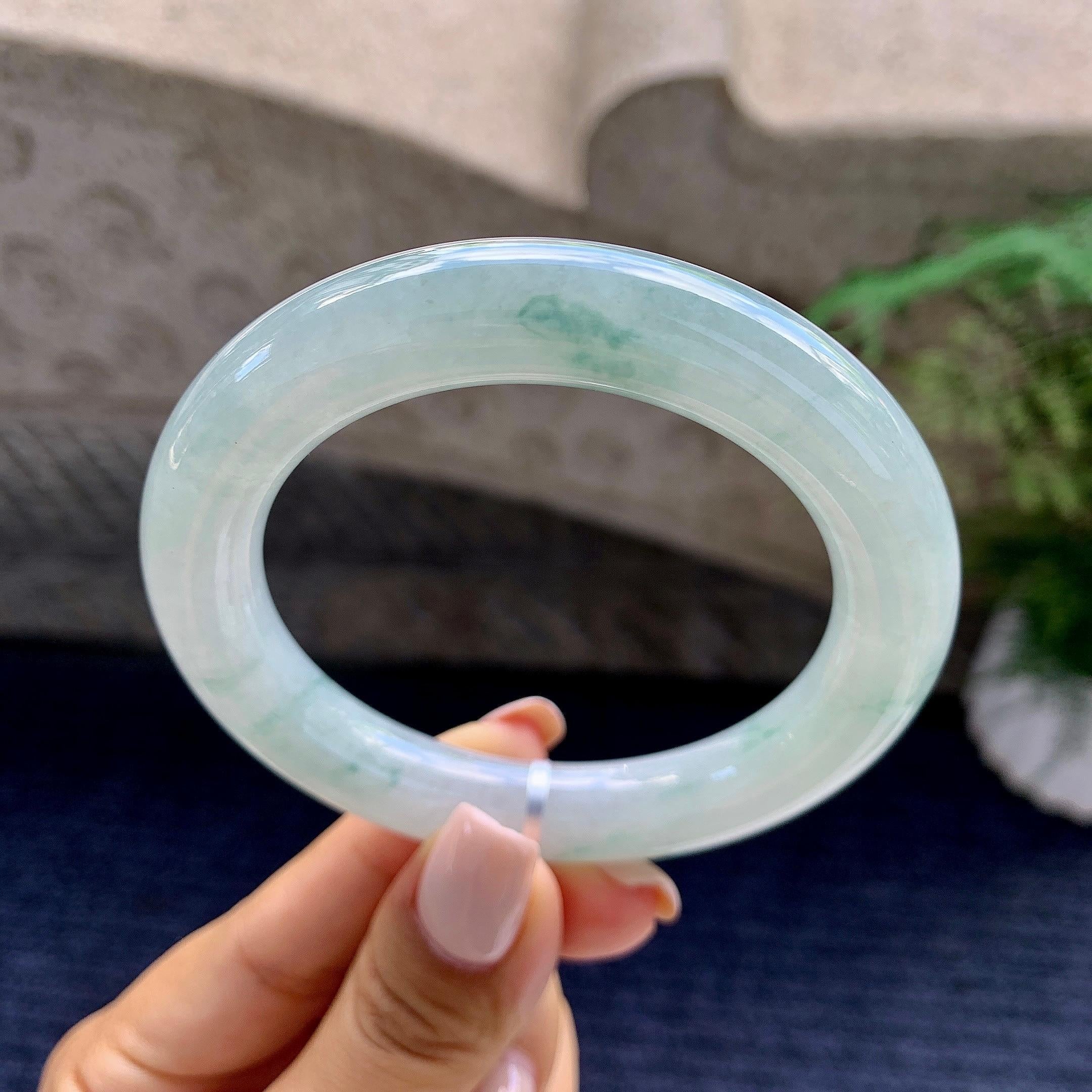 细糯种飘花圆条手镯（55.5mm）（yc223958）