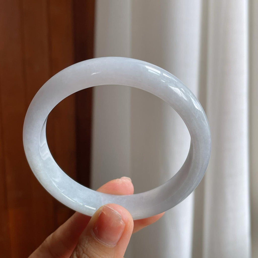 糯冰淡底色翡翠平安镯（57.6mm）（yc216052）