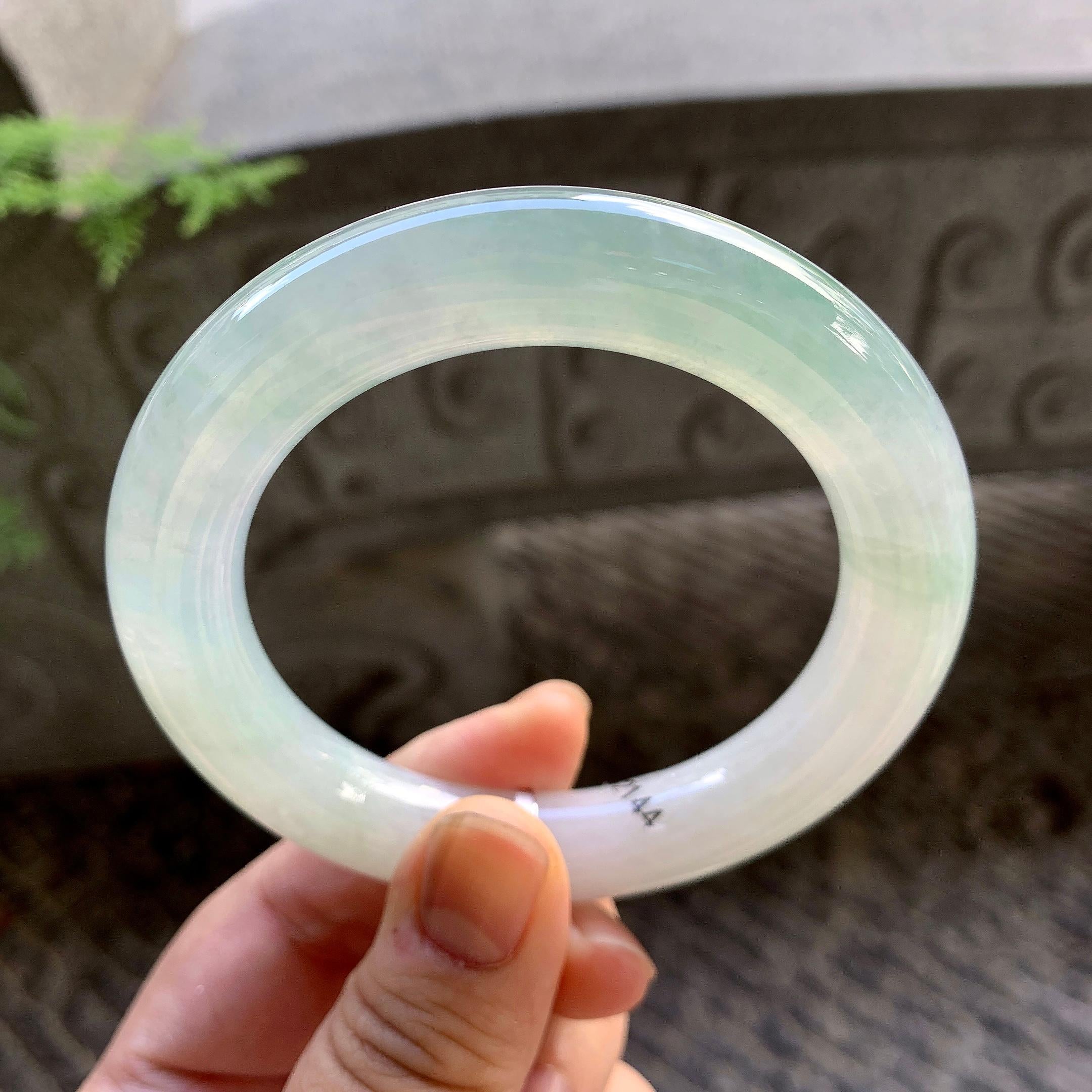 糯冰种晴底圆条手镯（57.5mm）（yc202341）