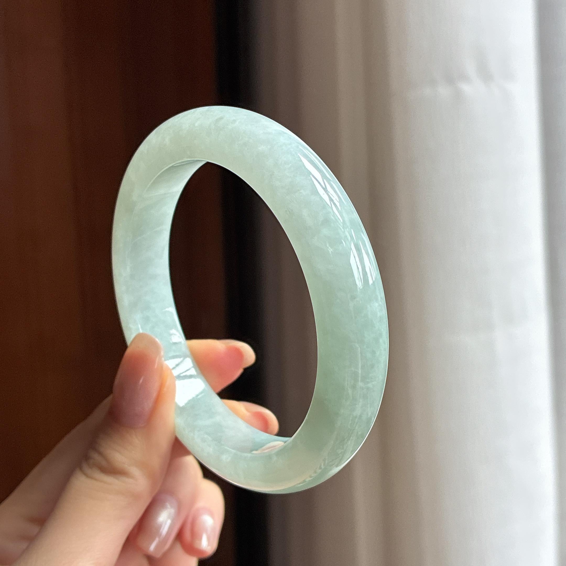 大圈口 细糯种晴底正圈平安镯 59圈 天然缅甸A货翡翠（yc440818）