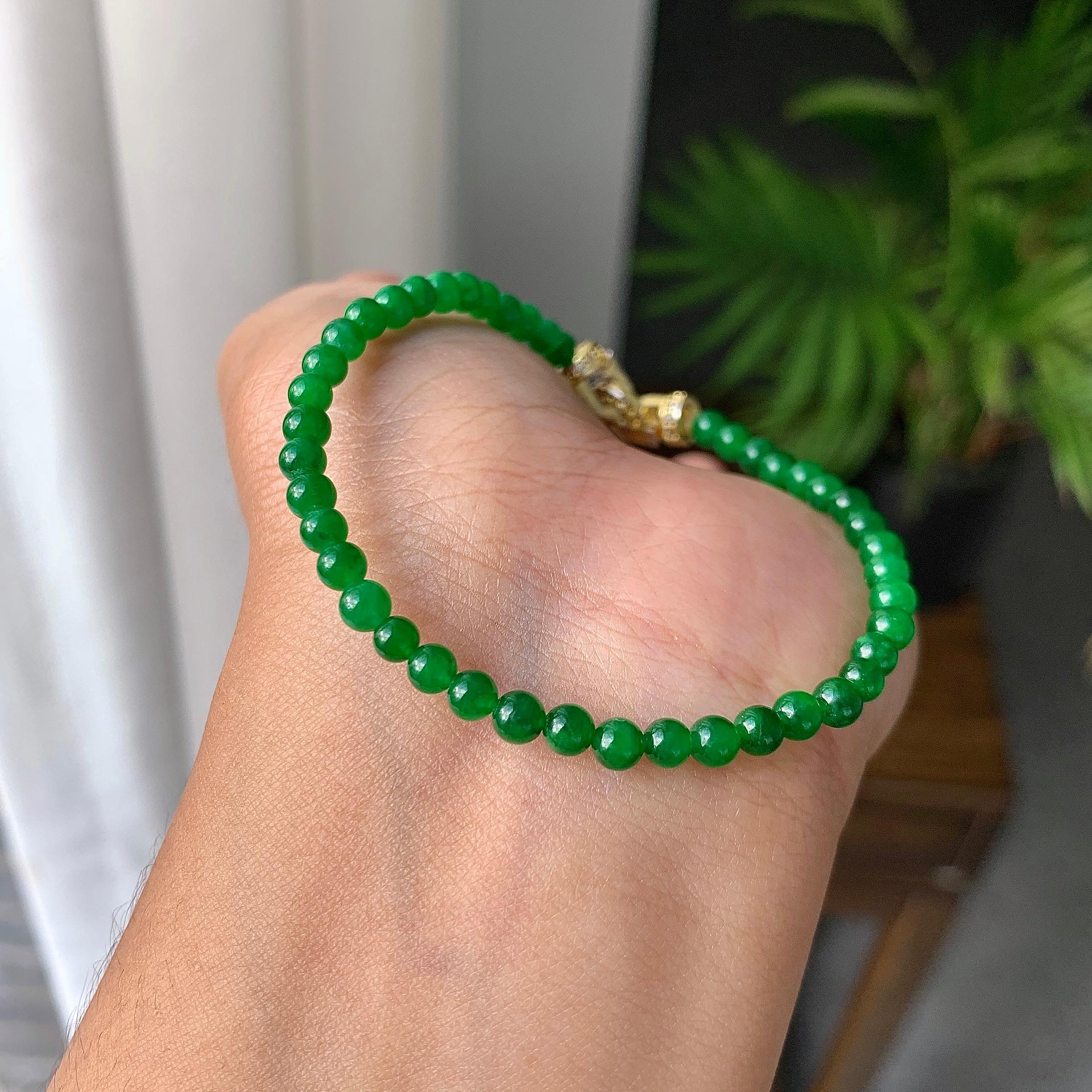 糯冰种满绿小米珠手链（yc202328）