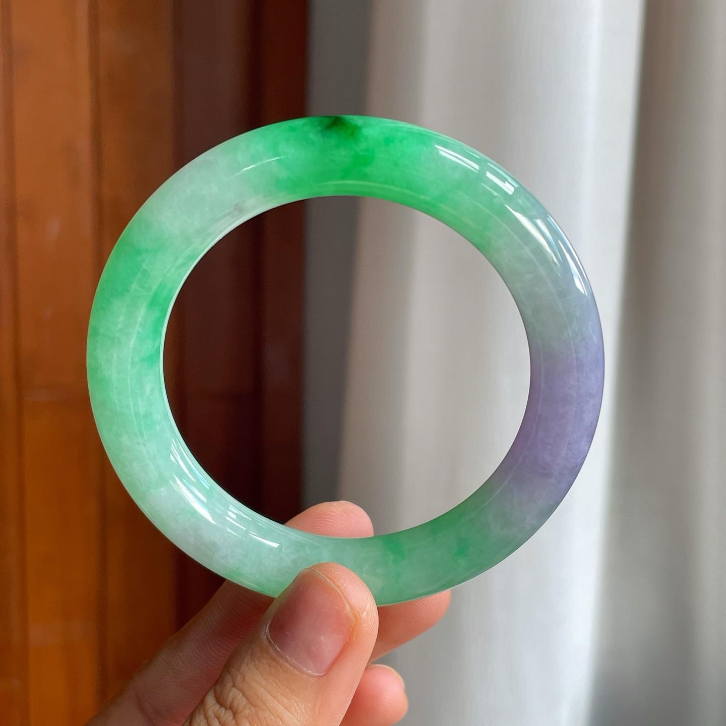 糯冰春彩翡翠圆条手镯（55mm）（yc225098）