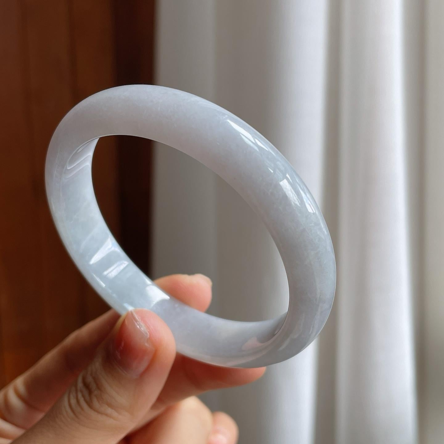 糯冰淡底色翡翠平安镯（57.6mm）（yc216052）