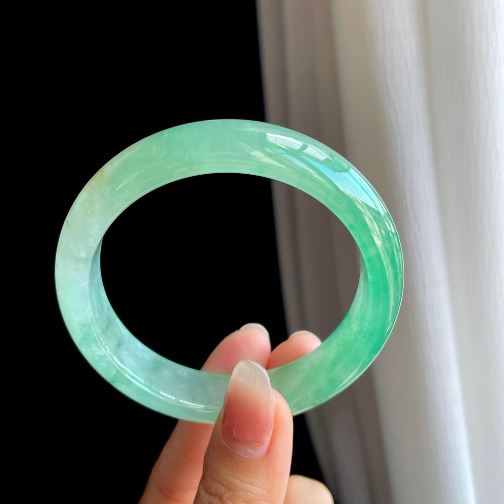 冰种晴绿底翡翠平安镯（58.3mm)（yc324010）