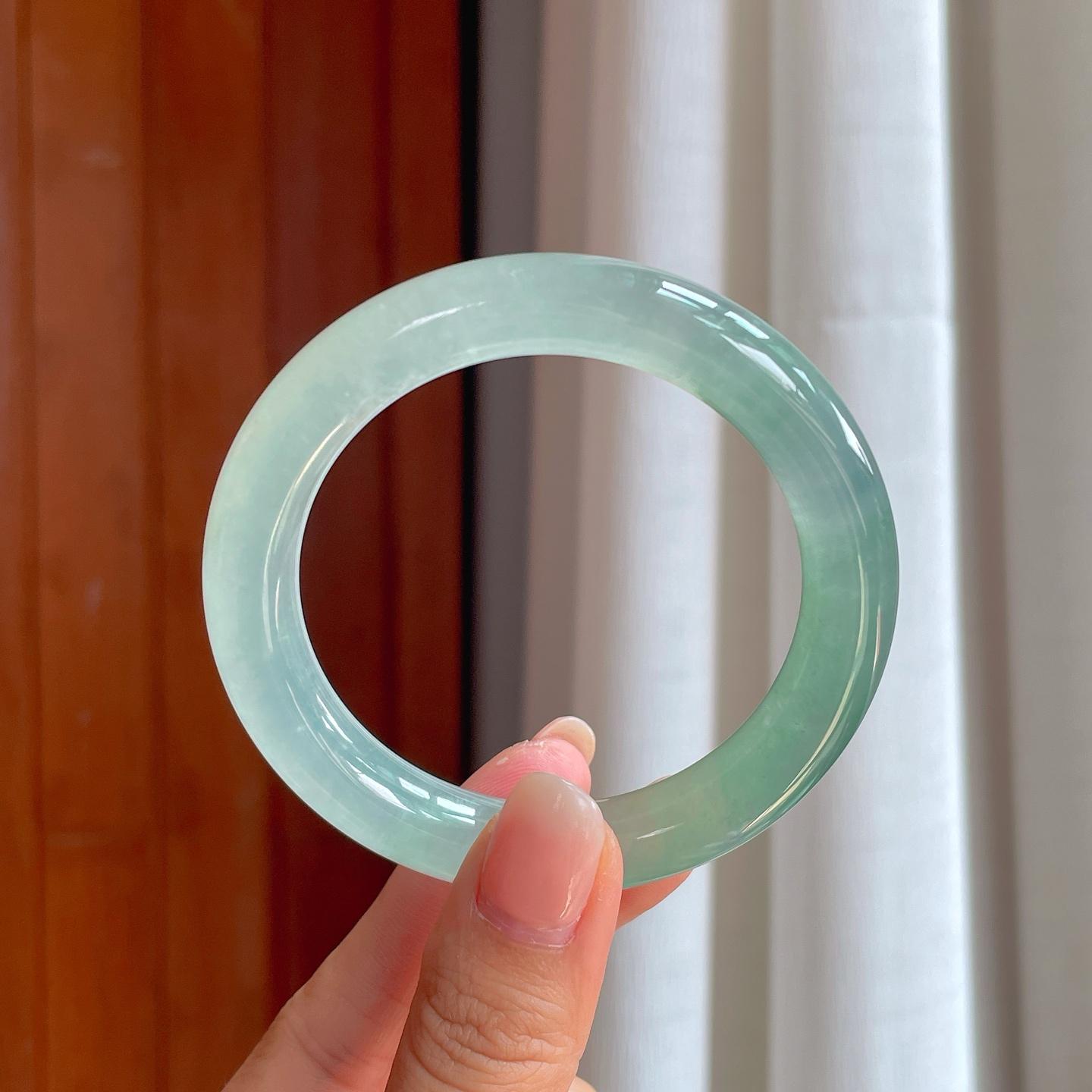 冰种蓝晴底翡翠圆条手镯（54.8mm）（yc407666）