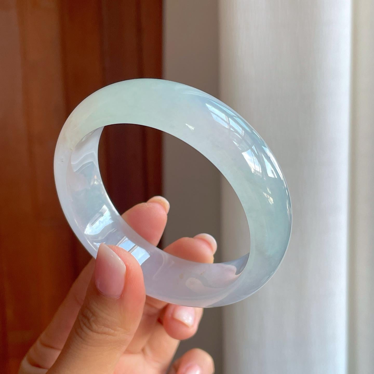冰种淡底色宽版翡翠平安镯（59mm)（yc381349）