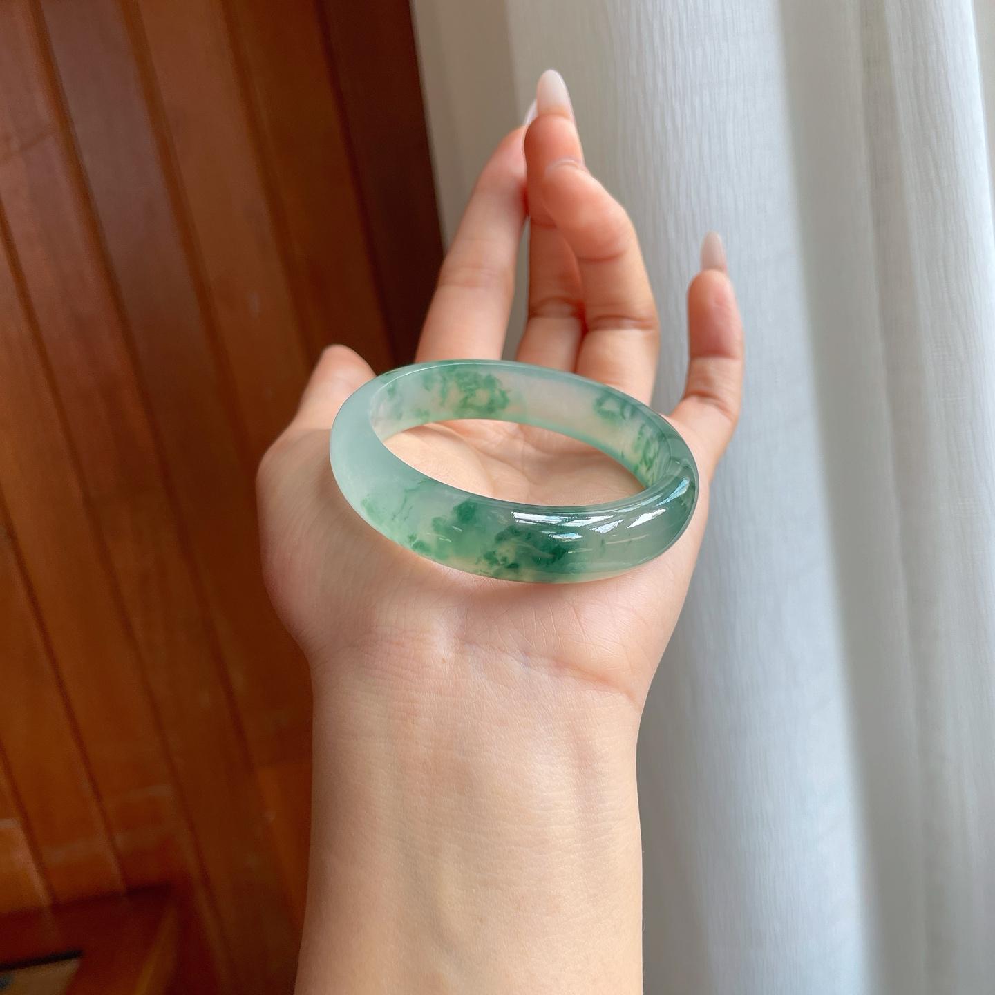冰玻种飘花翡翠平安镯（52.7mm）（yc312940）