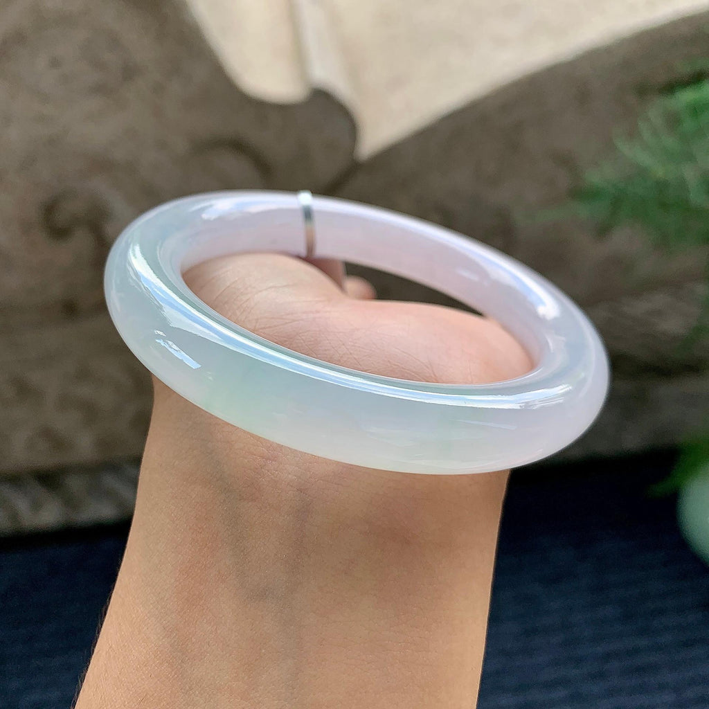 细糯种淡紫罗兰飘绿圆条手镯（57.6mm）（yc226055）