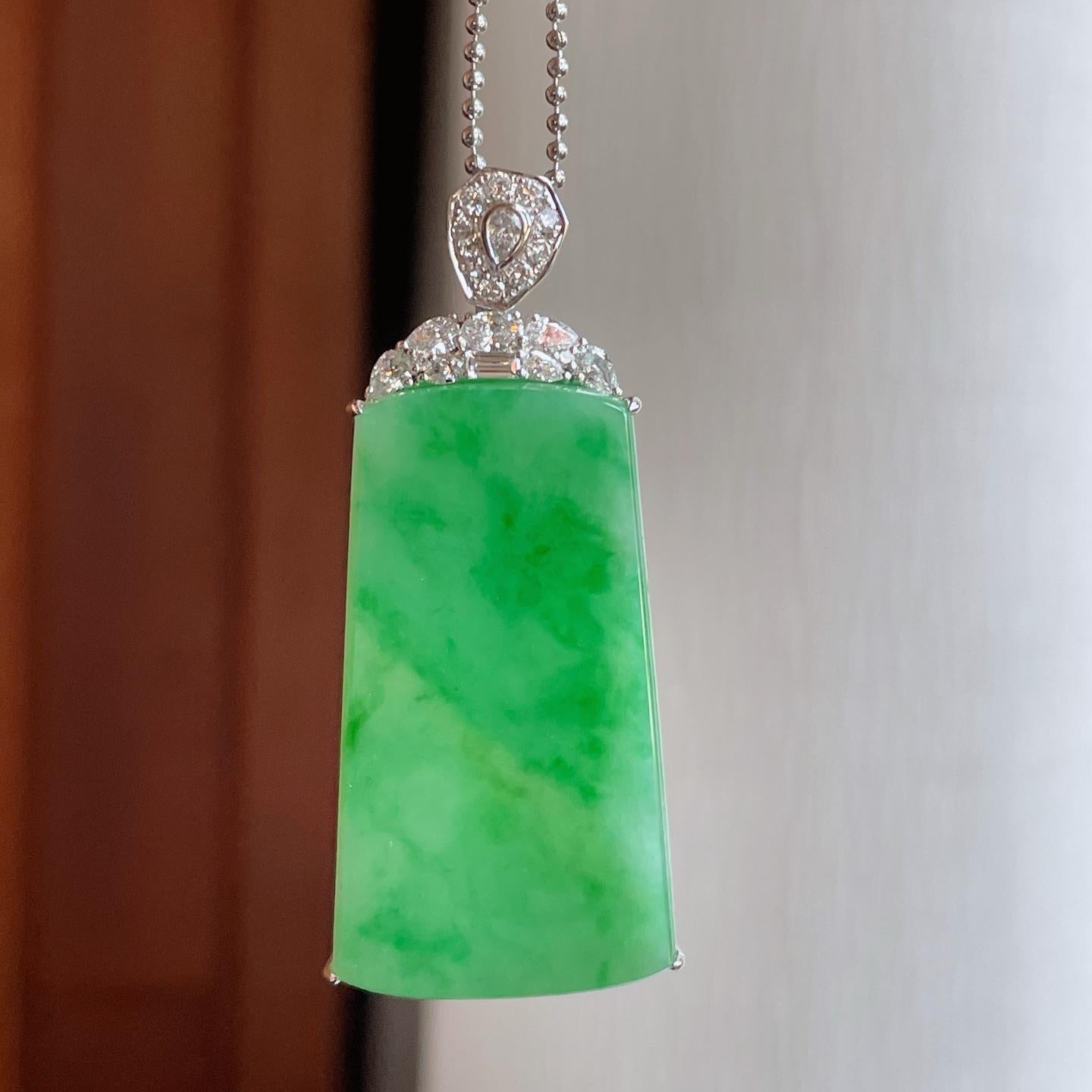 18k金钻镶糯冰种满绿翡翠无事牌（yc267495）