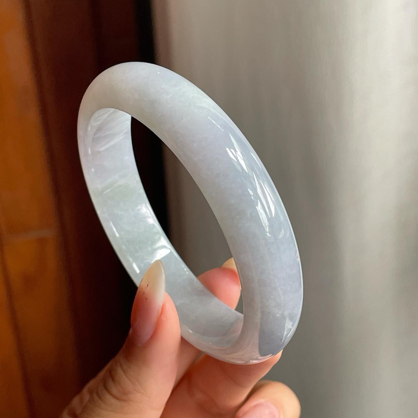 糯冰种带底色翡翠平安镯（57.7mm）（yc217399）