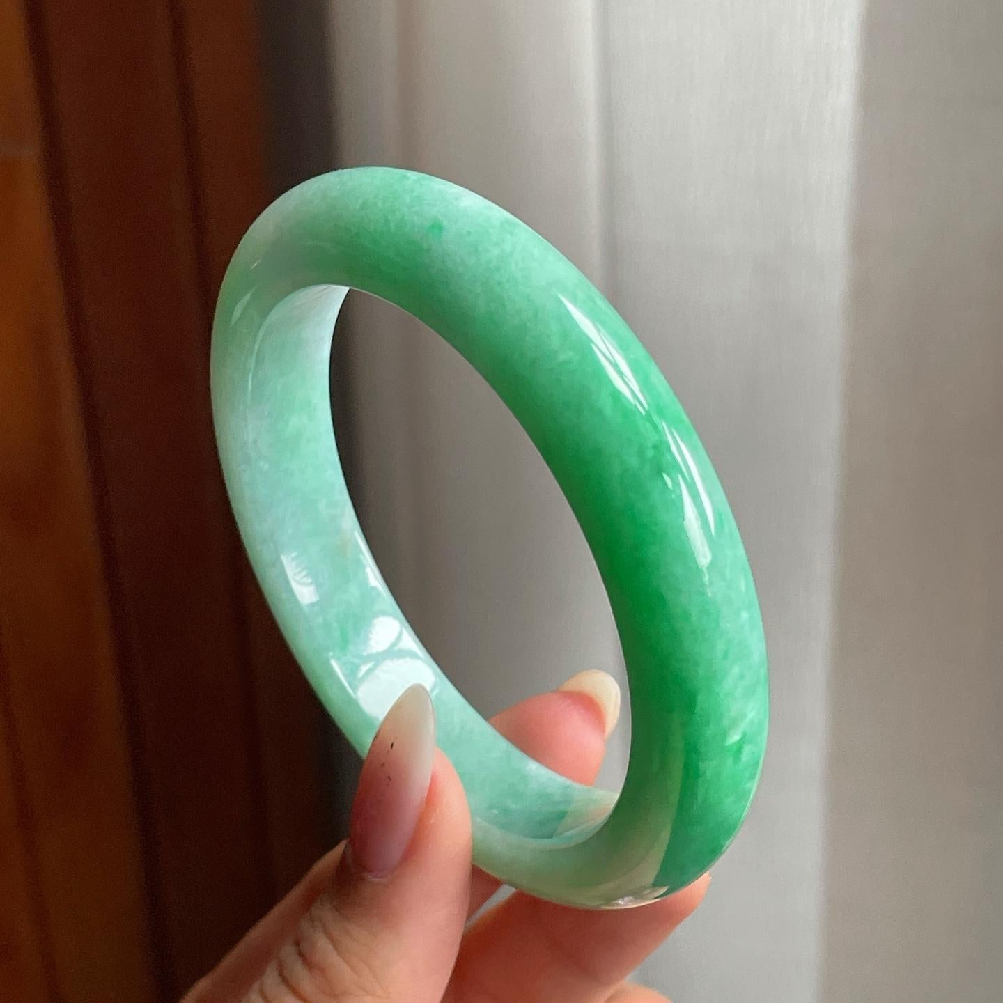 糯冰种带色翡翠平安镯（56mm）（yc207393）