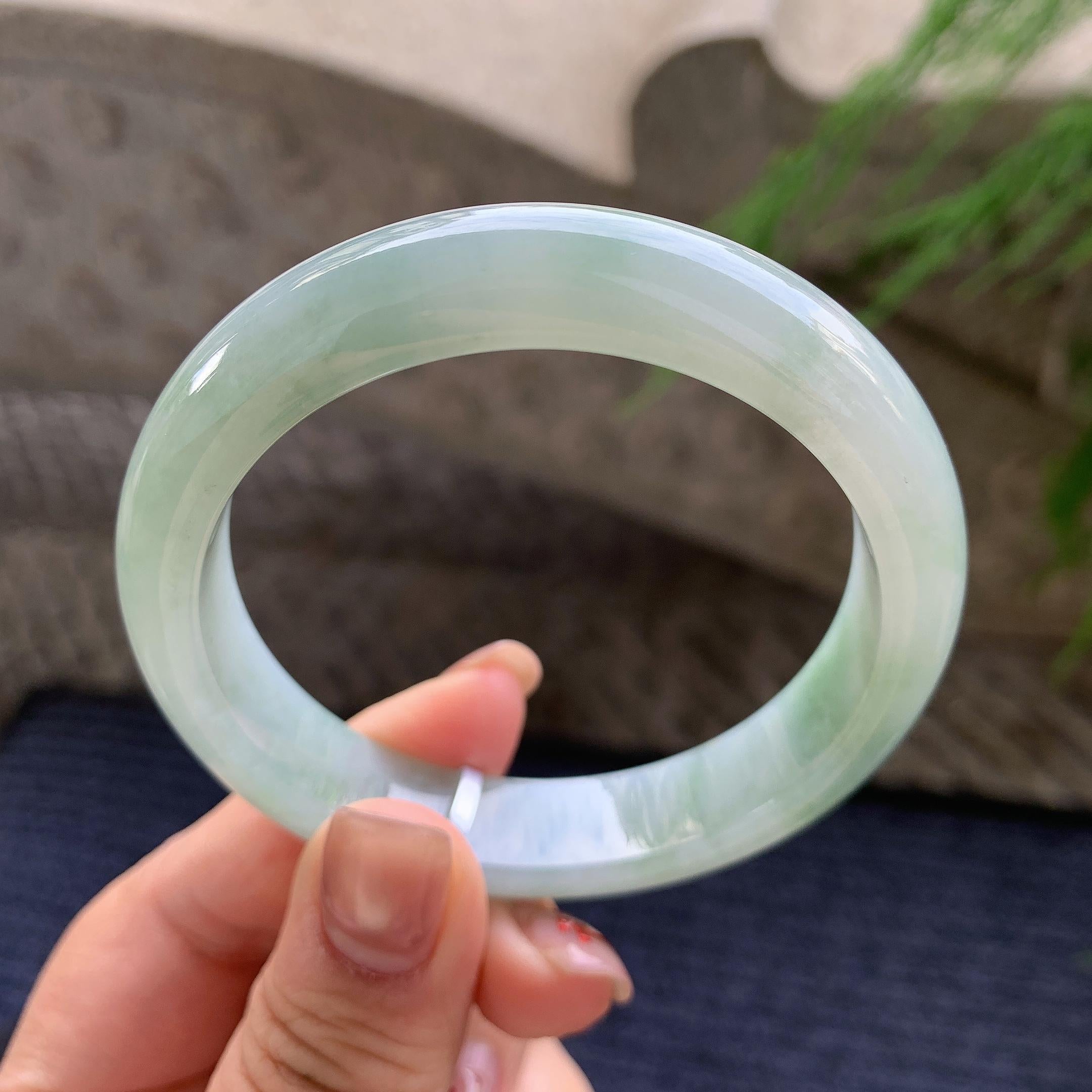 细糯种飘绿花正圈平安镯 56.8圈口 天然缅甸A货翡翠（yc350647）