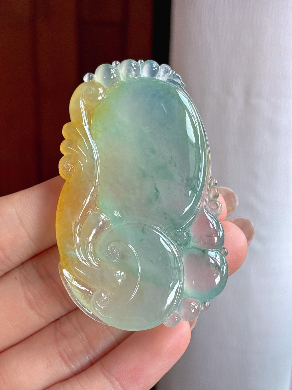 冰种飘花带黄翡福寿桃（yc439638）