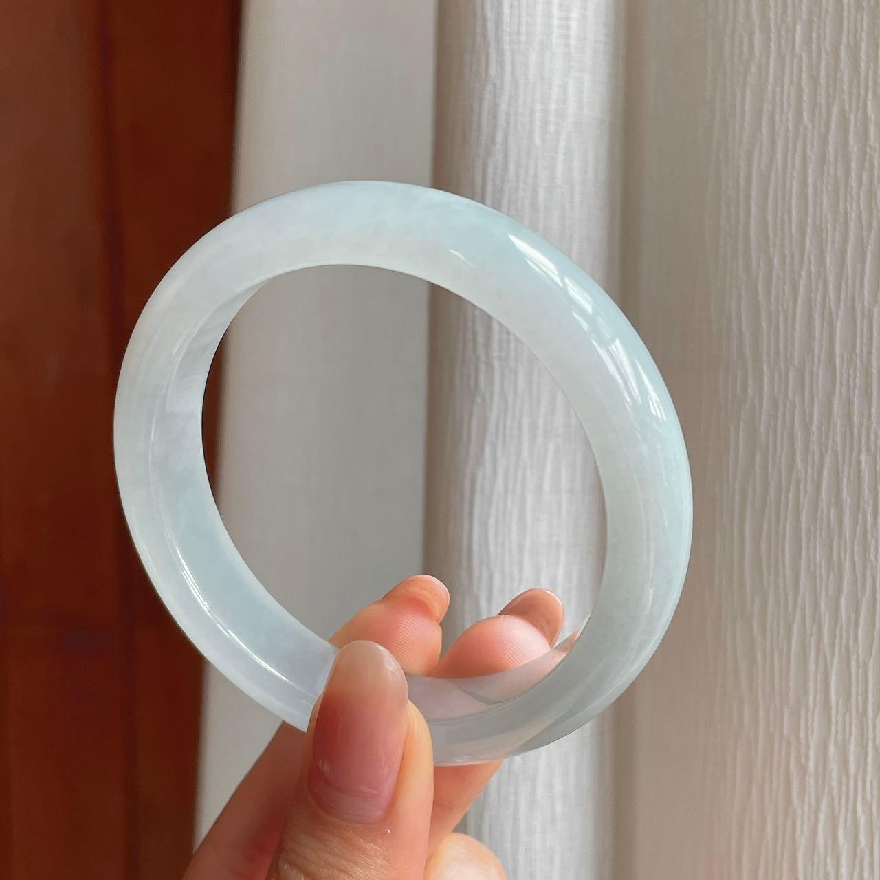 冰种晴底翡翠平安镯（55.5mm)（yc350439）