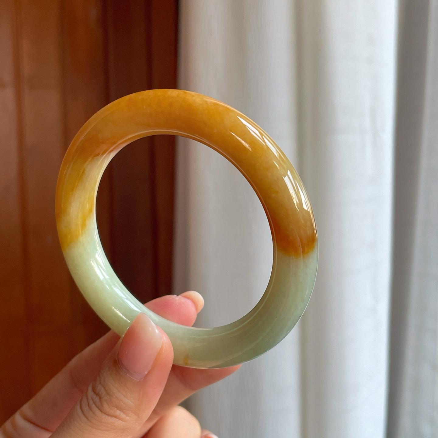 糯冰红翡翡翠圆条手镯（57mm）（yc400199）