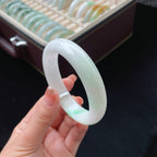 糯冰白底青翡翠手镯（57mm）（yc017177）
