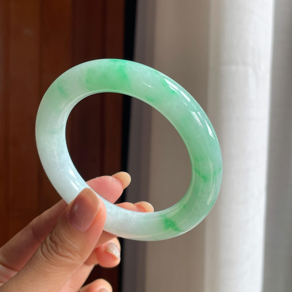 糯冰带色圆条翡翠手镯(56mm)（yc419749）