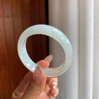 糯冰白月光贵妃翡翠手镯（53.6mm）（yc354240）