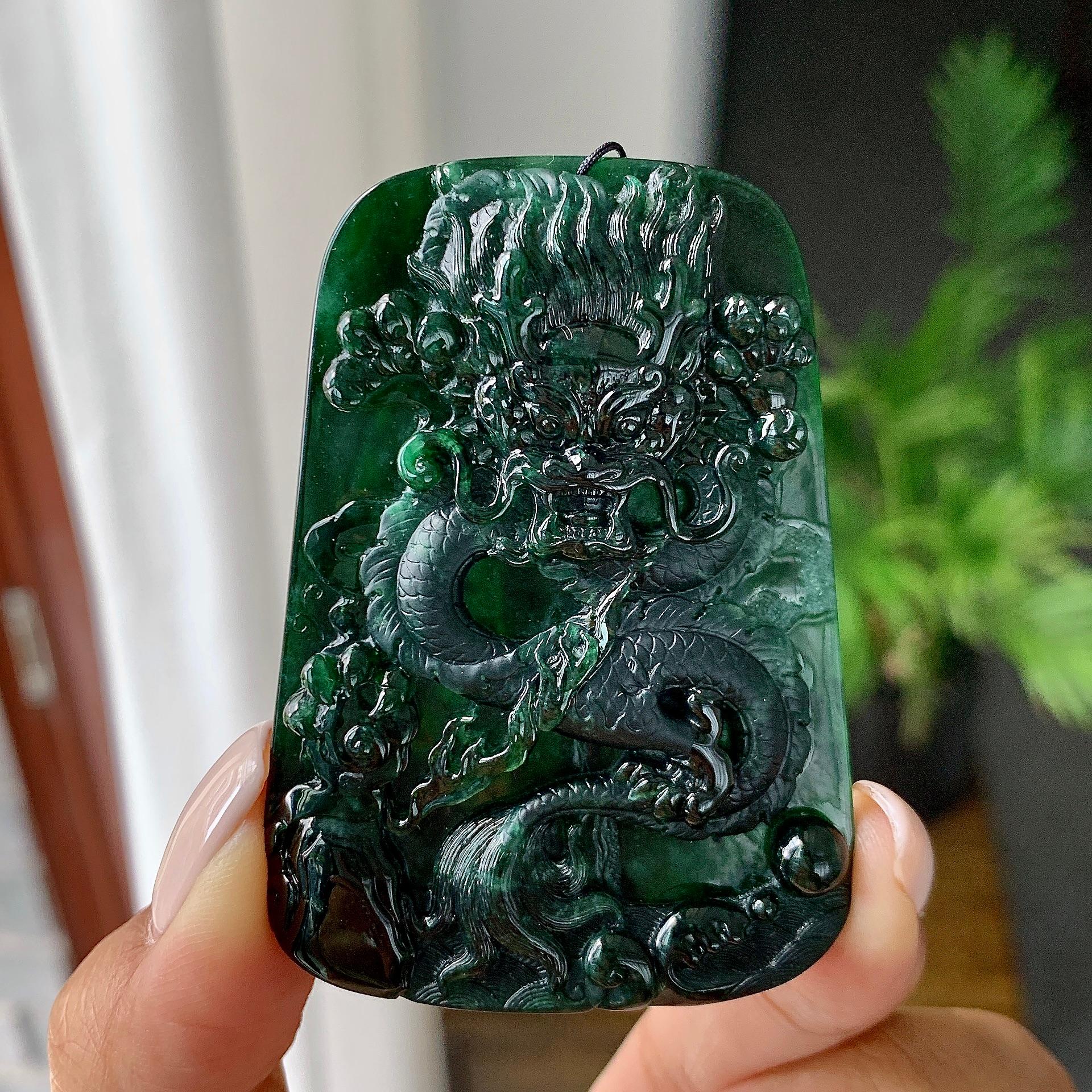 细糯种墨翠龙牌挂件（yc215128）