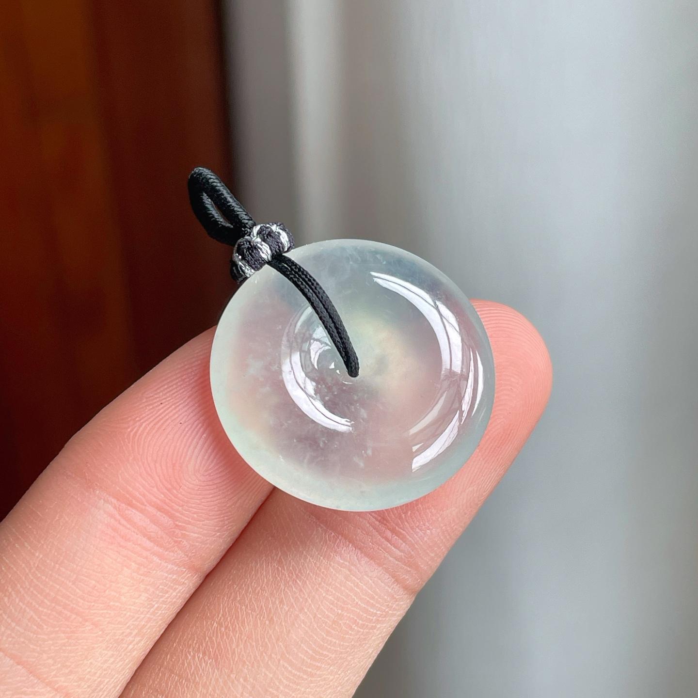 冰种带底色翡翠平安扣（yc250562）