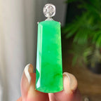18K金钻镶糯冰种翠绿无事牌吊坠 天然缅甸A货翡翠（yc391309）