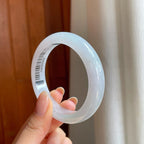 糯冰淡底色翡翠平安镯（53.8mm)（yc373462）