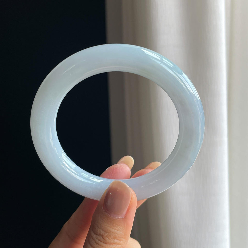 细糯冰淡春底翡翠圆条手镯（57mm）（yc413682）