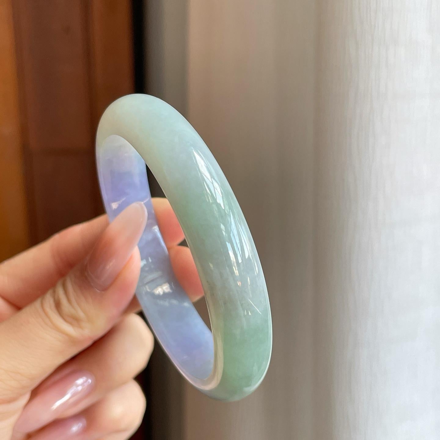 糯冰椿彩翡翠贵妃镯（57.7mm）（yc278186）