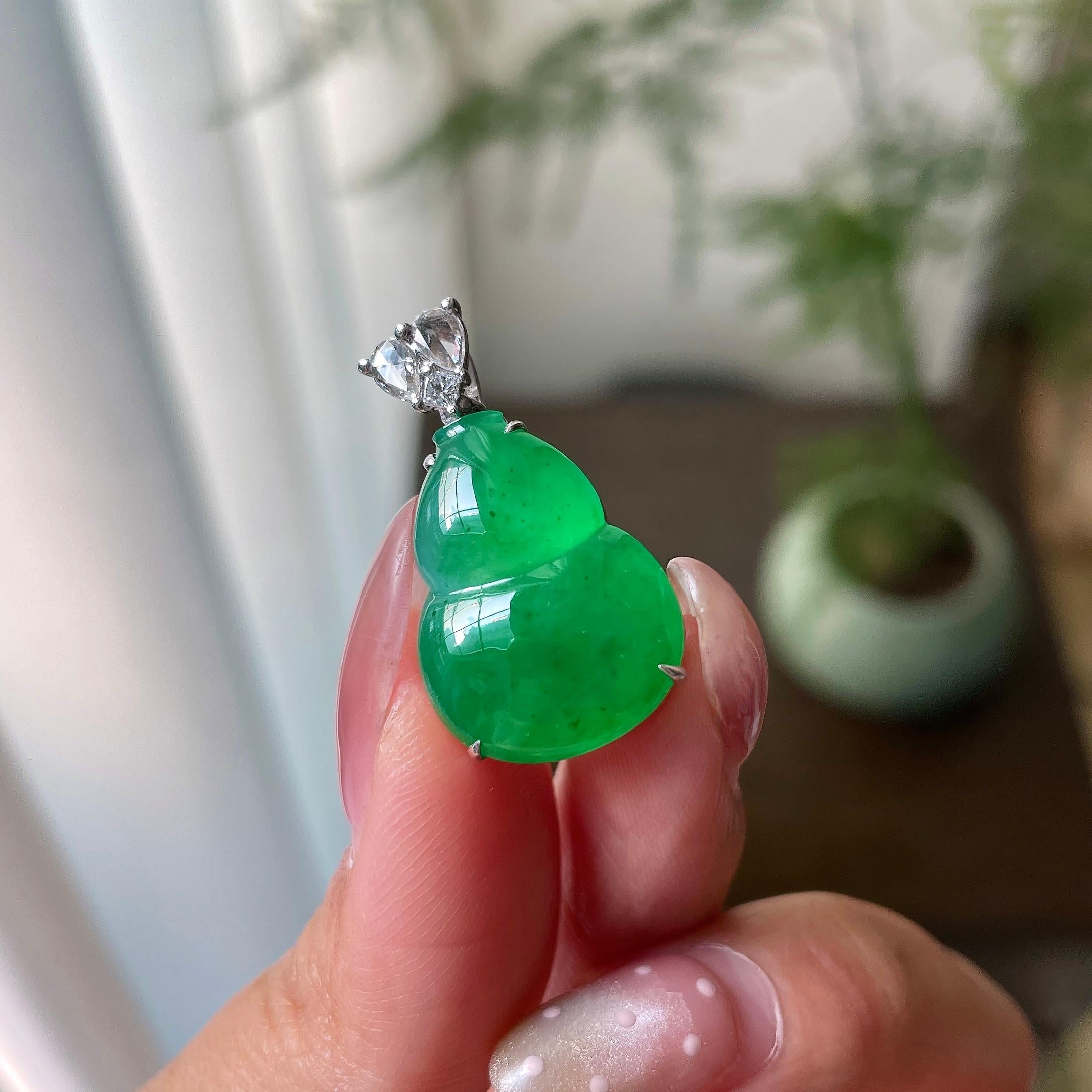 18k金钻镶冰种满绿葫芦吊坠（yc299534）