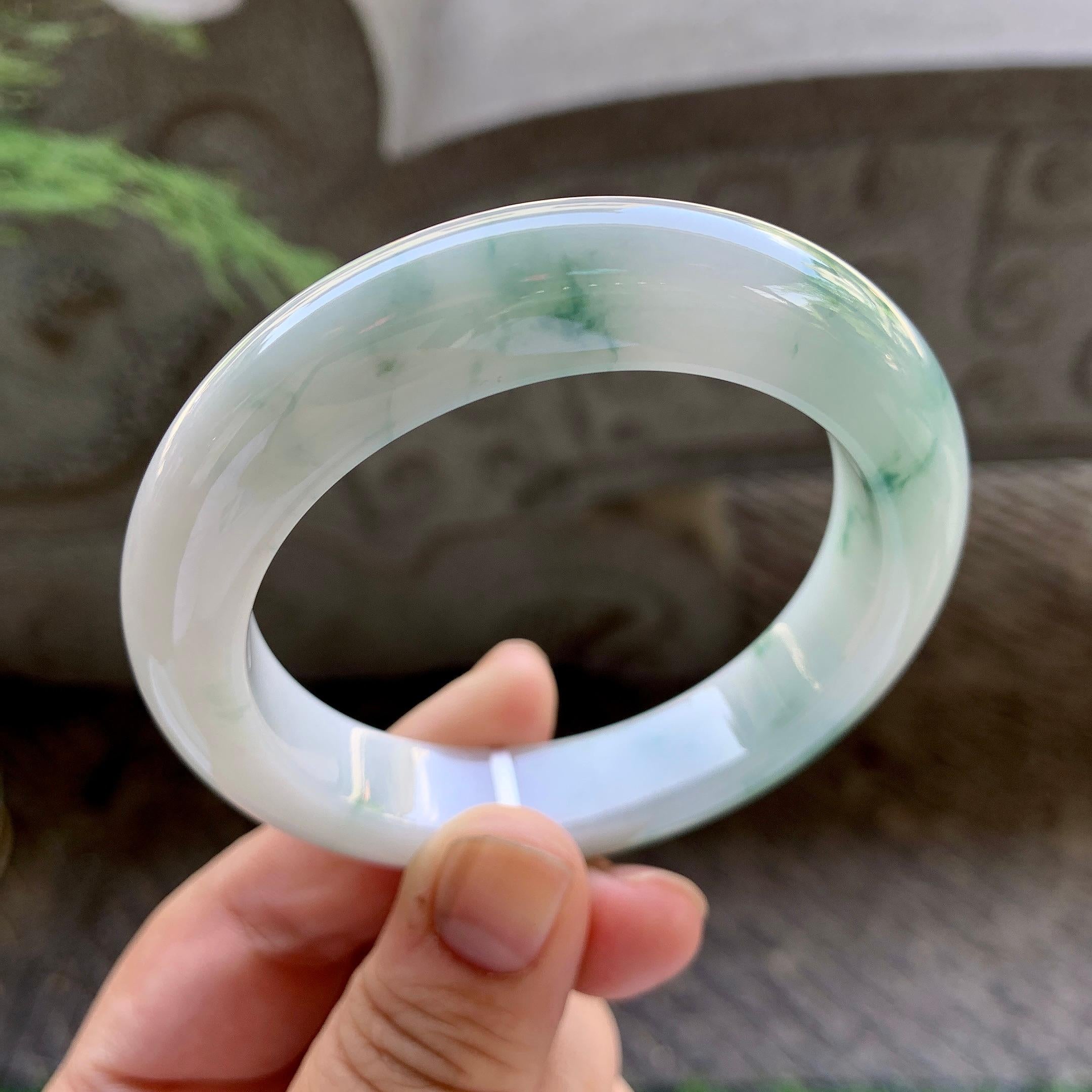 细糯种飘花平安镯（55.6mm）（yc199555）