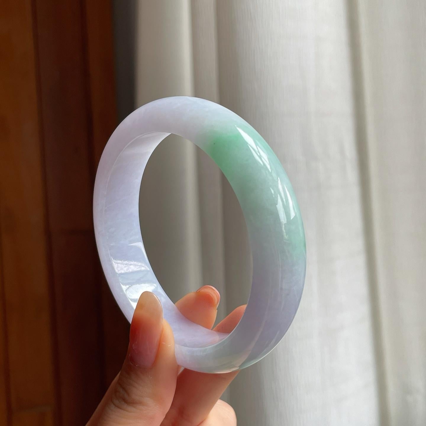 糯冰宽版春彩翡翠平安镯（61mm)（yc360237）