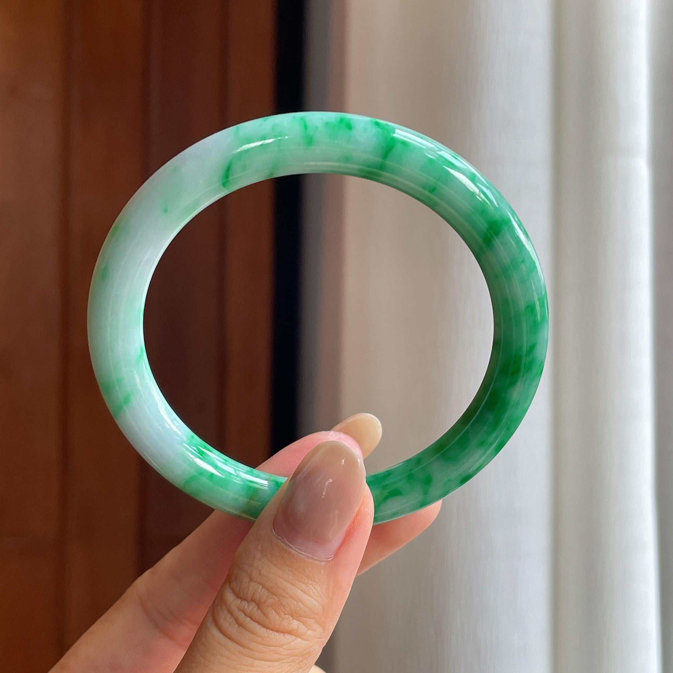 细糯种带色翡翠圆条手镯56圈（yc426872）
