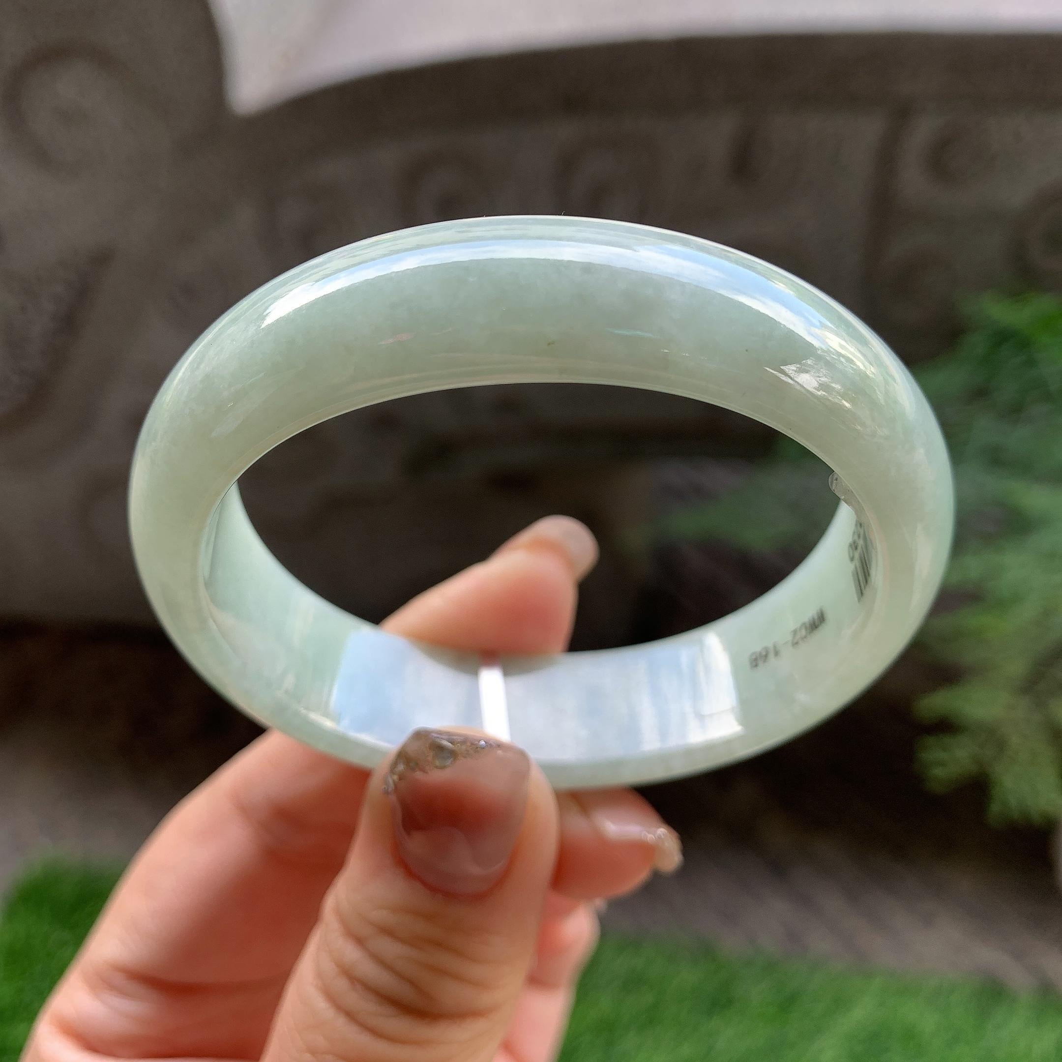 糯种淡晴底宽版贵妃手镯（53mm）（yc293320）