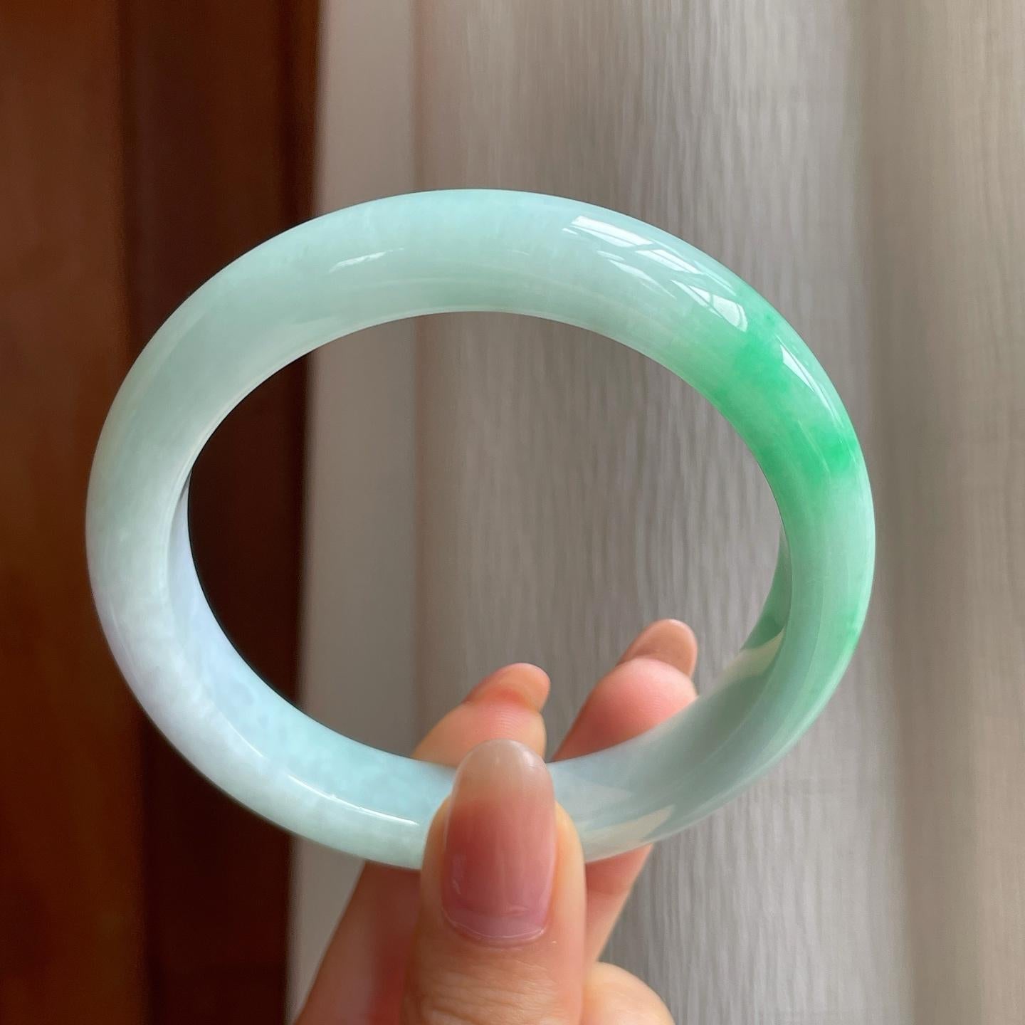 糯冰带色翡翠平安镯（58.3mm)（yc347293）