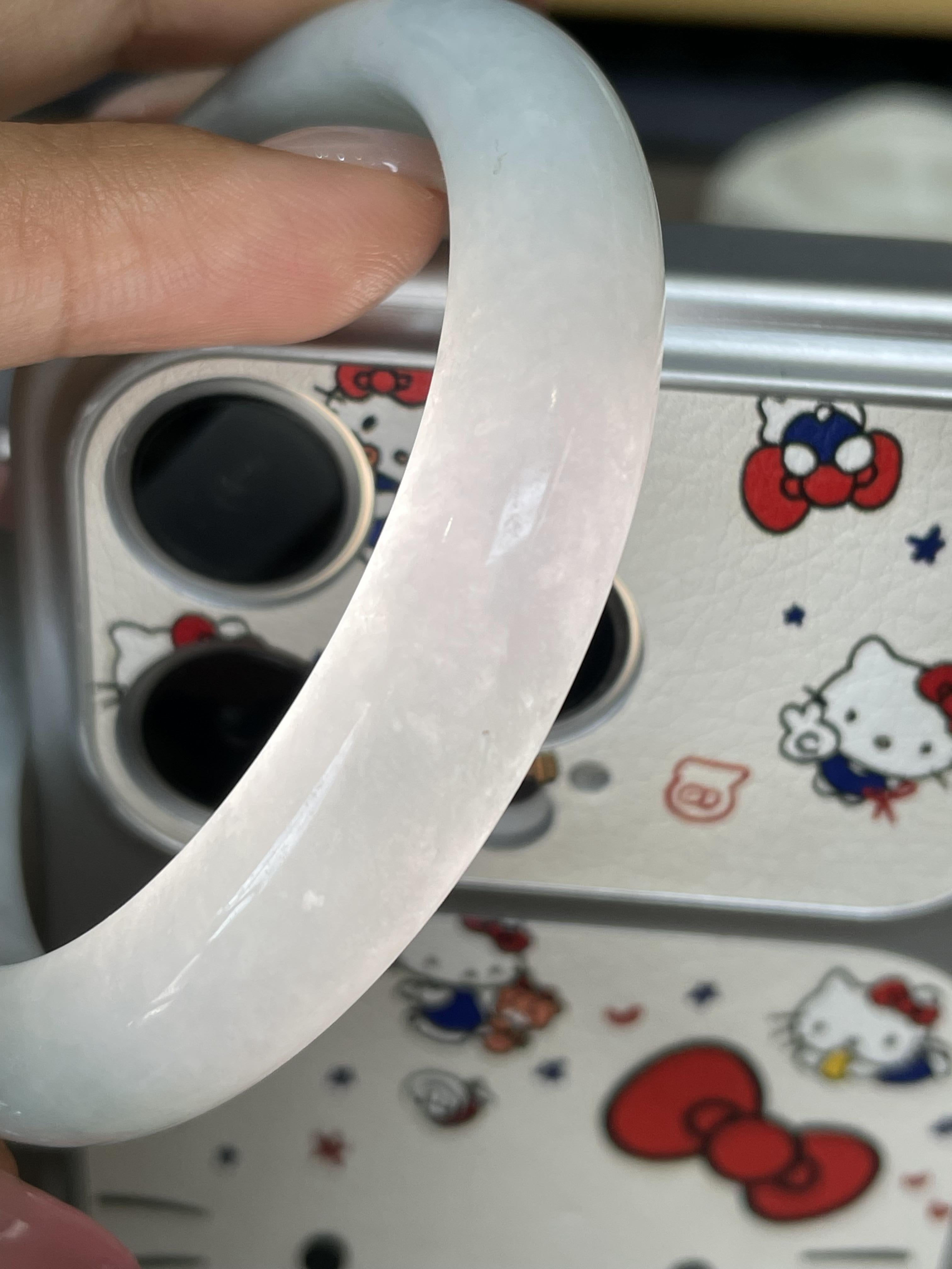 细糯种淡晴底正圈平安镯57圈      天然缅甸A货翡翠（yc425991）