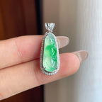 18k金镶冰种飘绿花翡翠豆子（yc241871）